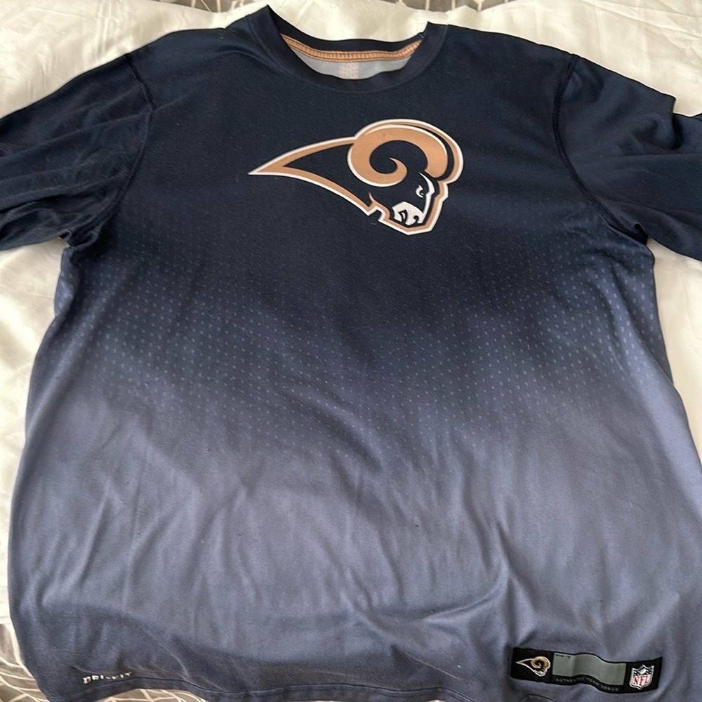 Vintage Nike LA Rams T Shirt